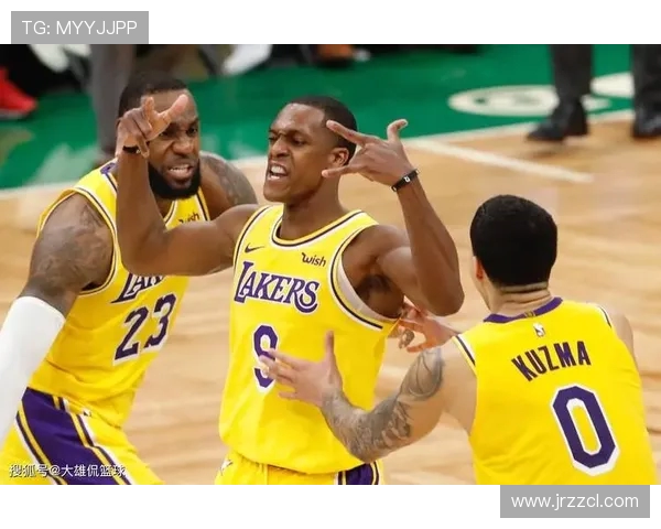 湖人凯尔特人经典对决再度上演 谁将问鼎新赛季篮球荣耀 湖人凯尔特人经典对决再度上演 谁将问鼎新赛季篮球荣耀