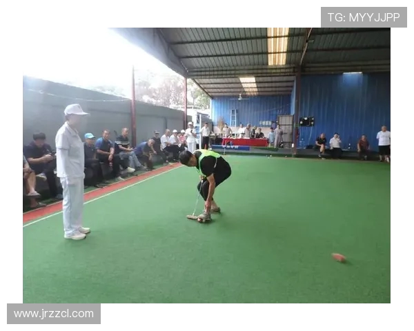 刘静独家揭秘足球技巧与战术分享让你在球场上脱颖而出