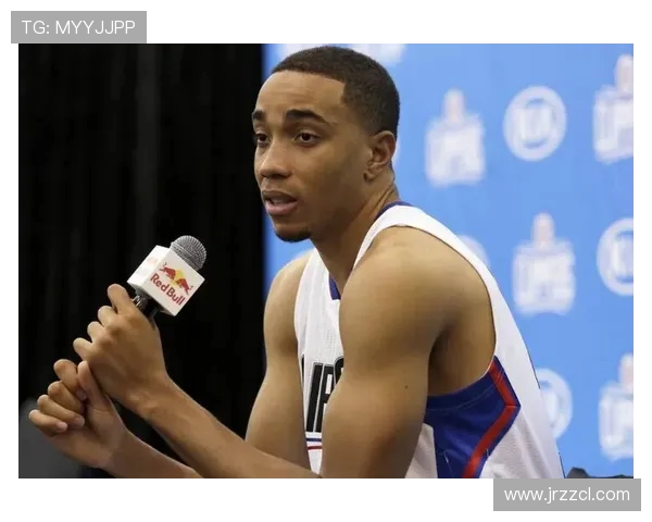 2016年快船与勇士激战25分钟精彩回顾与分析