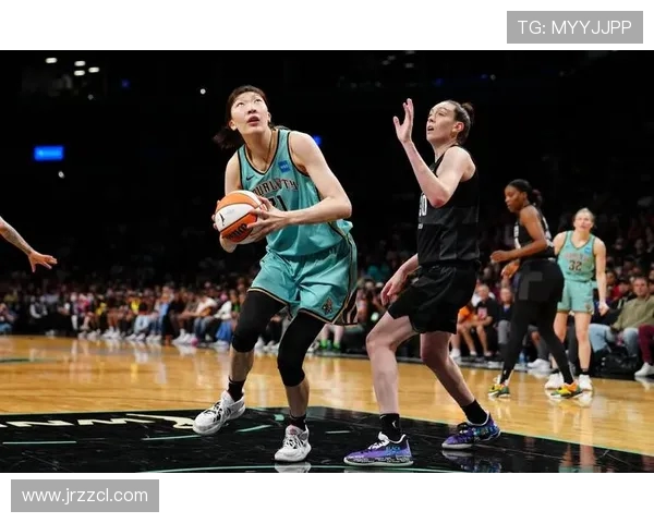 WNBA王牌与自由人激战正酣谁能在季后赛中脱颖而出