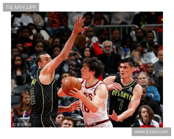 勇士对阵老鹰精彩直播尽在新浪体育全程跟踪报道