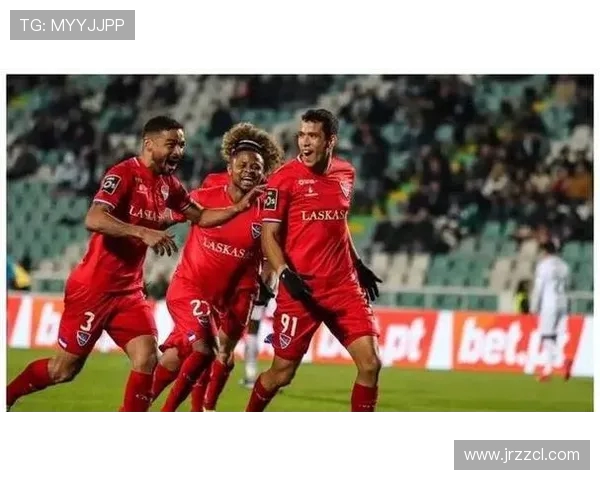 塞维利亚与本菲卡激战在即谁能在欧战中笑到最后